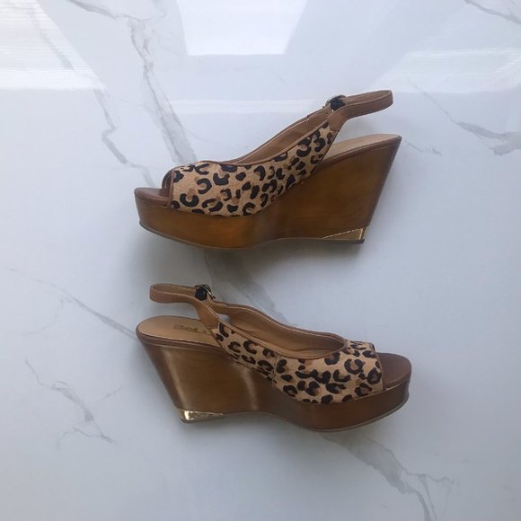 BeLLE Leopard Print Fur Effect Wedge Sandals size 5.5/6 - Picture 3 of 8